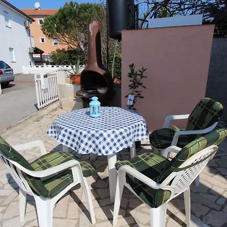 Apartamento In Malinska/insel Krk 27336 *