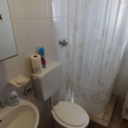 Apartment In Malinska/insel Krk 27336 Malinska