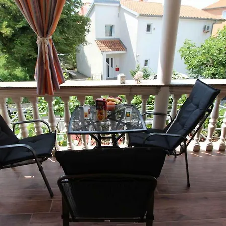 In Malinska/insel Krk 27336 Apartment *